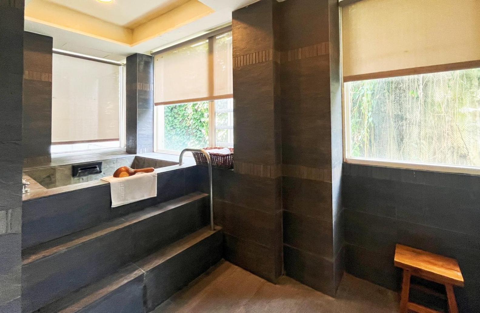 Dongpo Ti Lun Hotel Xinyi Zewnętrze zdjęcie