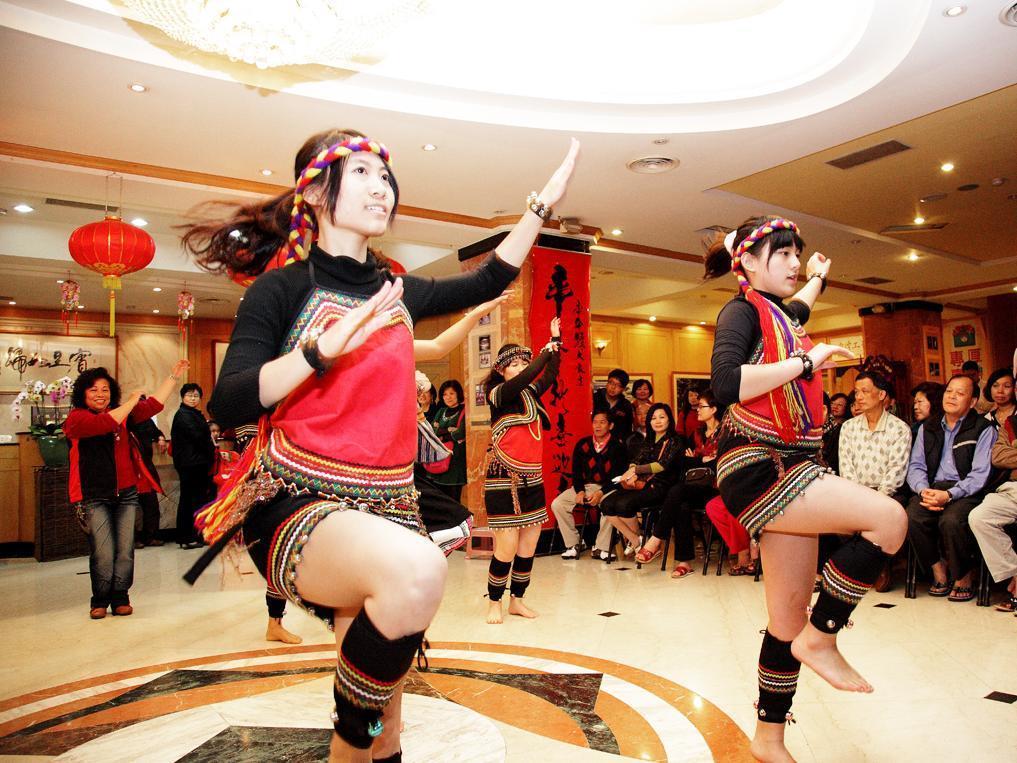 Dongpo Ti Lun Hotel Xinyi Zewnętrze zdjęcie