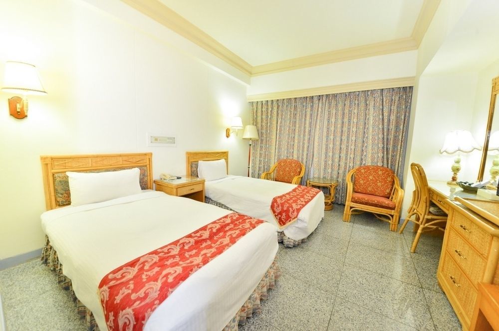 Dongpo Ti Lun Hotel Xinyi Zewnętrze zdjęcie